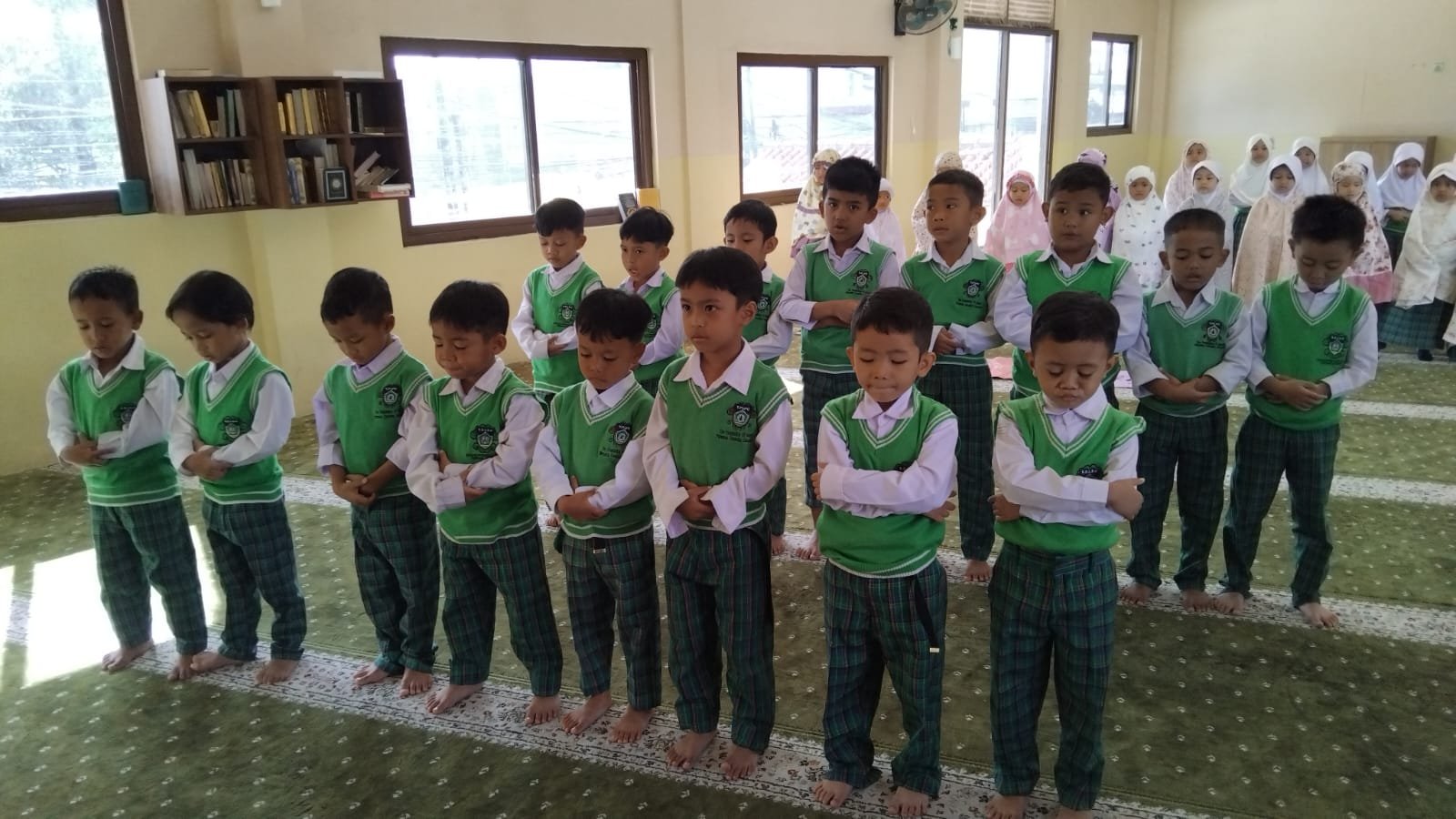 Kegiatan Sholat & ODOA Qurโan